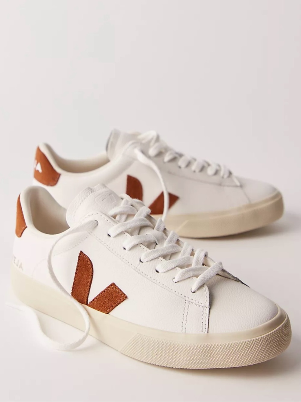 Veja Campo sneakers in white and cognac leather US 8 EU:39 - Picture 3 of 5